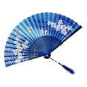 蒼天の花舞 - ライトブルーのマグノリア花柄扇子、ビンテージシルクと日本の伝統レースデザイン、竹フレームが奏でる天空に舞う優雅な風