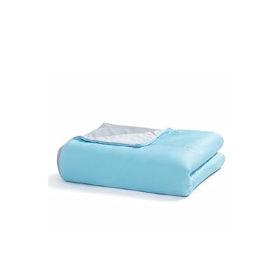 【最高級x深い眠りサポート】 夏用 キルトケット 接触冷感 リバーシブル 洗える 薄手 軽量 Q-max0.46/0.55 吸湿通気 ひんやり 春夏秋用 (水色(両面冷感タイプ), シングル(140x190cm))ブランド色水色(両面冷感タイプ)モデルLG-01商品説明【商品概要】【選べる2タイプ】寝室環境や好みに合わせて選べる冷感キルトケット シリーズ内で2タイプをご用意。深い眠り冷感タイプは、A面が強涼感・B面がやさしい肌触りのリバーシブル仕様で、冷感と快適性を両立。両面冷感タイプは、表裏どちらもひんやり使える仕様で、毎日使いやすいバランス設計です。【ひんやり感を使い分け】暑い夜も、冷えすぎが気になる朝方も快適 深い眠り冷感タイプは、寝始めは強涼感面でひんやり、エアコン使用時や朝方に冷えすぎが気になる時はやさしい肌触り面を使えるため、夏の睡眠環境に合わせて使い分けしやすい設計です。両面冷感タイプは、表裏どちらも冷感生地で、寝返りのたびにひんやり感を得やすい仕様です。【ムレにくさにこだわった中わた設計】吸湿通気性に配慮した2タイプ 深い眠り冷感タイプは、中層にNaia吸湿通気繊維を採用し、一般的な綿系素材と比べて約2.5～3倍の吸湿通気性を実現。汗や湿気がこもりにくく、蒸し暑い夜もさらっと快適です。両面冷感タイプも吸湿通気性に配慮した中層素材を採用し、一般的な綿系素材と比べて約1.5～2倍の吸湿通気性で、ベタつきにくい軽やかな使い心地に仕上げました。【素材にもこだわった上位タイプ】Naia素材で、より快適な使い心地 深い眠り冷感タイプは、冷感だけでなく中層素材にもこだわった上位仕様。Naia吸湿通気繊維により、ムレにくく、汗ばむ季節もさらっと快適に使いやすいのが特長です。両面冷感タイプは、使いやすさとコストパフォーマンスを重視したベーシック仕様です。【洗えて清潔、お手入れ簡単】毎日使いやすい仕様 毎日使うキルトケットだからこそ、お手入れのしやすさにもこだわりました。洗濯機で丸洗いできるため、汗ばむ季節でも清潔に保ちやすく、毎日気持ちよく使いやすい一枚です。【商品説明】暑い季節の寝苦しさを少しでも快適にしたい方のために、ひんやり感・ムレにくさ・使いやすさにこだわって開発した夏用キルトケットです。シリーズ内で、寝室環境や好みに合わせて選べる2タイプをご用意しました。 深い眠り冷感タイプは、A面に強涼感生地、B面にやさしい肌触りの生地を採用したリバーシブル仕様。寝始めはひんやり、エアコンをつけたまま眠る夜や朝方に冷えすぎが気になる時は、やさしい肌触り面を使うことで、快適な寝心地をサポートします。さらに、中層にはNaia吸湿透気繊維を採用。一般的な綿系素材と比べて、約2.5～3倍の吸湿透気性を備え、汗や湿気をため込みにくく、蒸し暑い夜もさらっとした心地よさが続きます。素材の快適性にもこだわった上位仕様で、冷感だけでなくムレにくさまで重視したい方におすすめです。 両面冷感タイプは、表裏どちらもひんやり使える両面冷感仕様。表裏を気にせず使いやすく、毎日手軽に使えるバランスのよさが魅力です。中わたには吸湿透気性に配慮した中層素材を採用し、一般的な綿系素材と比べて約1.5～2倍の吸湿透気性を実現。暑い時期もベタつきにくく、軽やかな使い心地に仕上げました。冷感キルトケットを気軽に取り入れたい方や、コストパフォーマンスを重視したい方にもおすすめです。 どちらのタイプも、汗ばむ季節にうれしい仕様で、洗濯機で丸洗い可能。毎日使う寝具だからこそ、清潔に使いやすく、お手入れのしやすさにもこだわった一枚です。春・夏・秋まで長く使いやすい、夏にうれしい冷感キルトケットシリーズです。【商品詳細】商品種別：ホーム＆キッチン商品名：【最高級x深い眠りサポート】 夏用 キルトケット 接触冷感 リバーシブル 洗える 薄手 軽量 Q-max0.46/0.55 吸湿通気 ひんやり 春夏秋用 (水色(両面冷感タイプ), シングル(140x190cm))製造元：商品内容：シングル(140x190cm)色：水色(両面冷感タイプ)商品タイプ：シンプル【当店からの連絡】