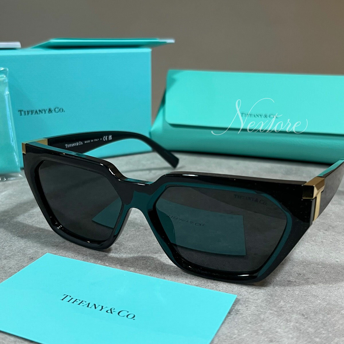 新古品・未使用品 TIFFANY ティファニー TF4205U 8001/S4 ブラック 黒 イタリア製 サングラス メガネ 眼鏡 メンズ レディース 透明 普段使い おしゃれ プレゼント ギフト 海外直輸入USED品 【 送料無料 】クリスマス