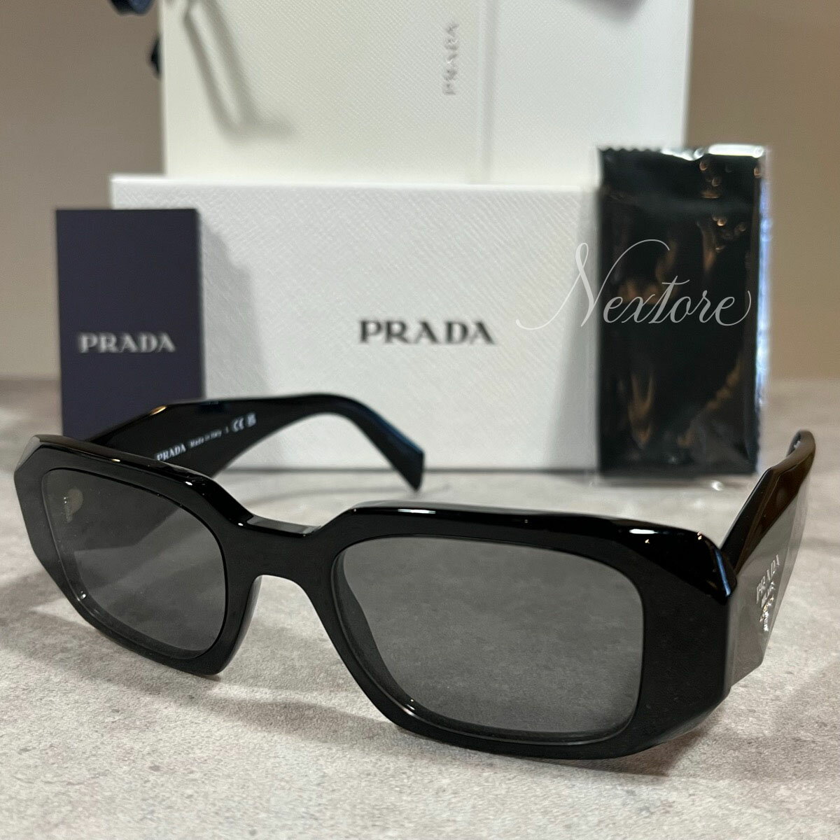 プラダ サングラス（レディース） 新古品・未使用品 PRADA プラダ SPR17W 1AB-07Z ブラック 黒 イタリア製 サングラス メガネ 眼鏡 メンズ レディース 透明 普段使い おしゃれ プレゼント ギフト 海外直輸入USED品 【 送料無料 】クリスマス