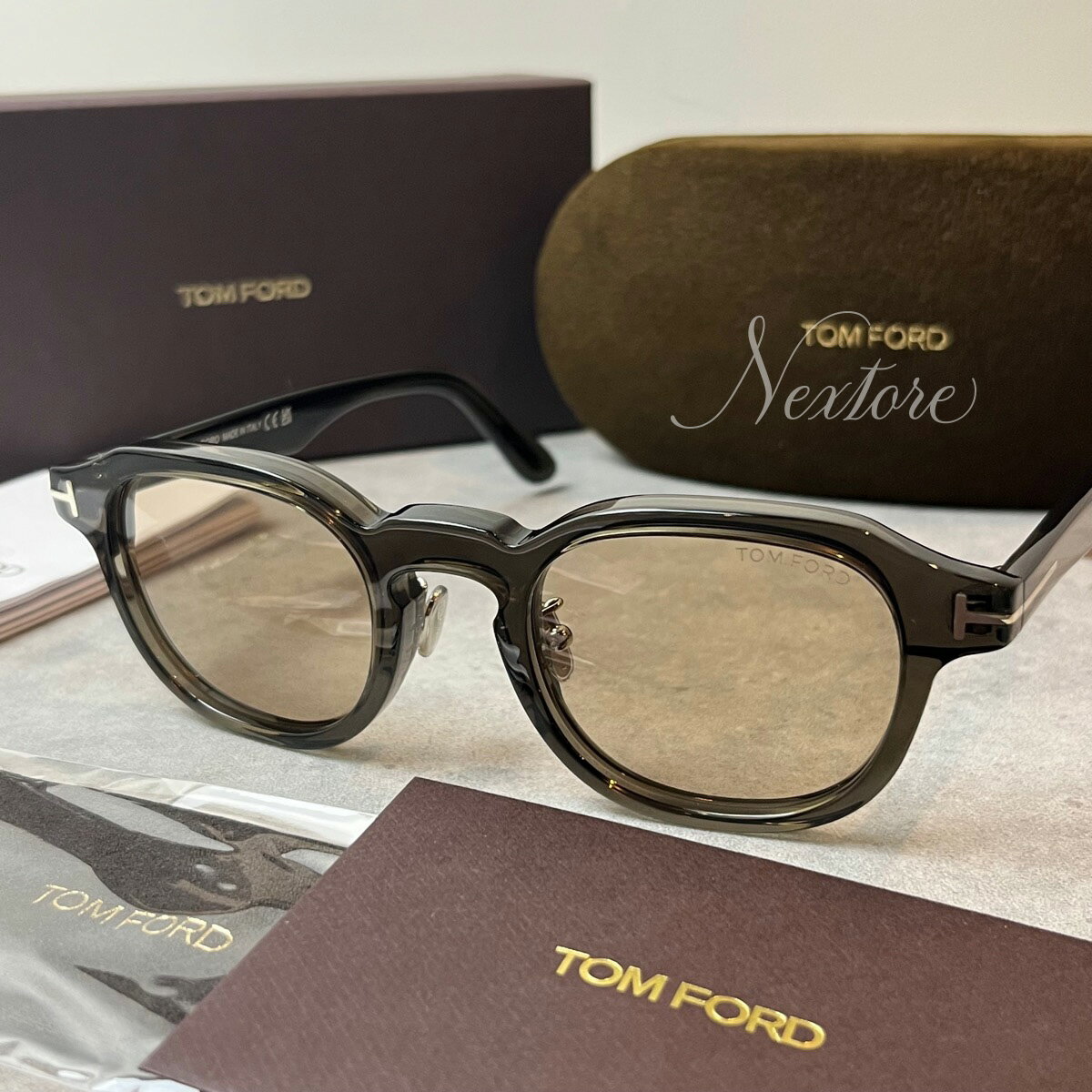TOM FORD TF 9260 サングラス グレー TOM FORD TF 9260 サングラス グレー