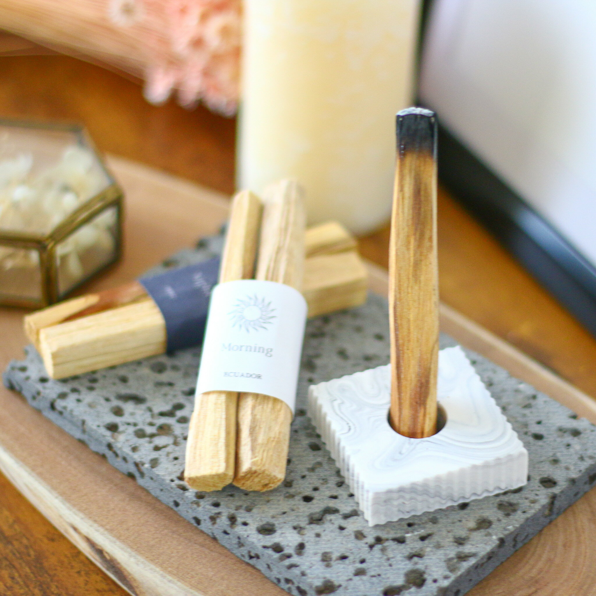 Other - G:Land グランド Positive Energy Palo Santo Sticks & Holder set パロサント 植物香 リフレッシュ 聖なる木 香木 天然のアロマ アロマ ルームフレグランス 香り リビング 玄関 インテリア 植物アロマ 浄化 神秘の香木