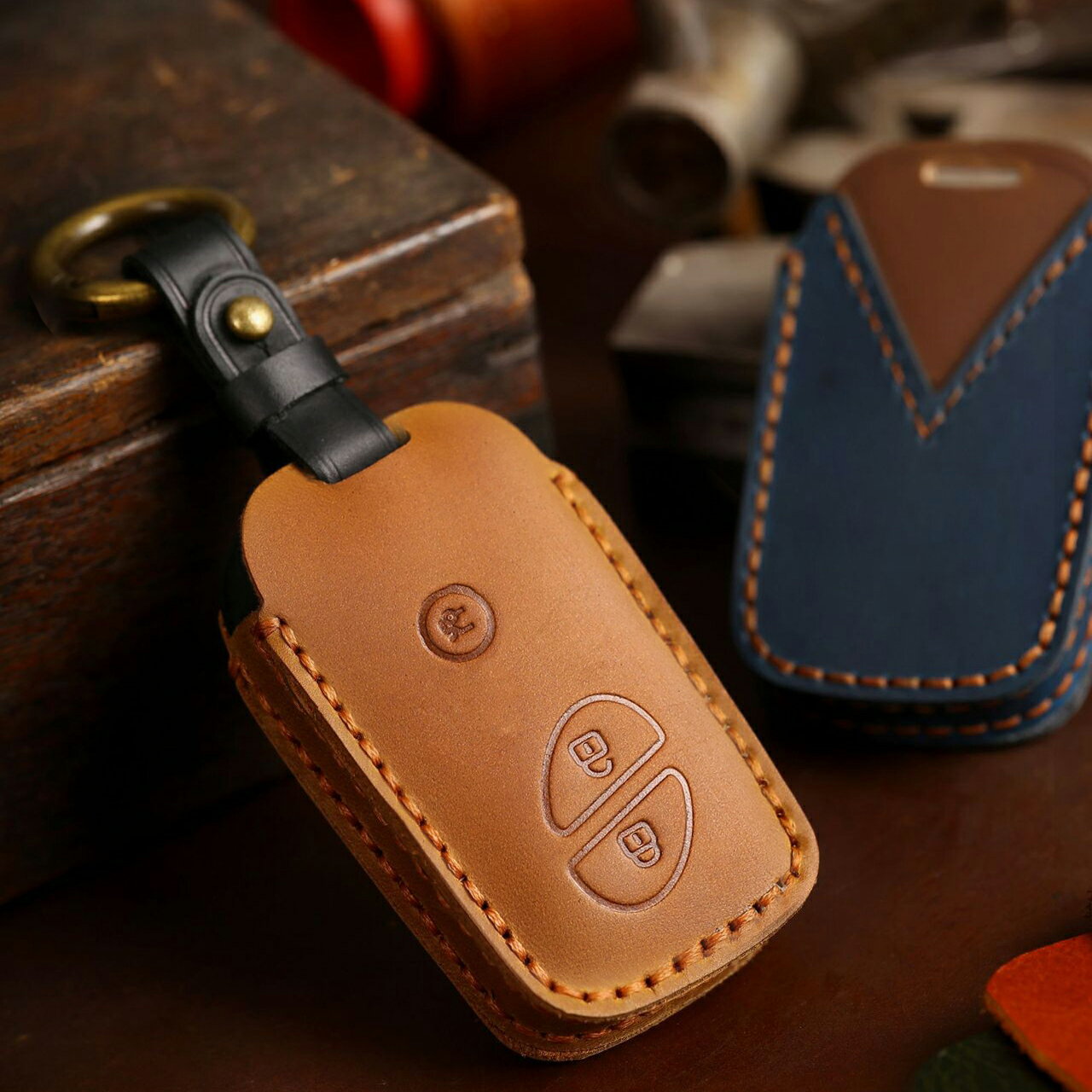 レクサス用 スマートキーケース 本革 RX270 AGL10W CT200 ZWA10 IS250/350 GSE20 LS460 USF40 GS300/350/450H GRS190 HS250H ANF10 LS600h UVF45 キーカバー 革制 純正キー適合 保護カバー 鍵 スマートキー 衝撃吸収 汚れ防止 傷防止 プレゼント ギフト【取り寄せ】