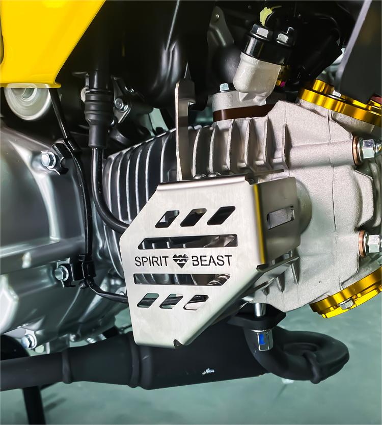 クロスカブ CC110 センサー保護 カバー センサーカバー エンジンカット エンジンカバー プロテクター 2020 2021 2022 2023 2024 擦り傷防止 アルミ合金製 耐候性 丈夫 装着簡単 カスタム スタイリッシュ 後付け感無い 保護 外装パーツ アクセサリー 取寄せ