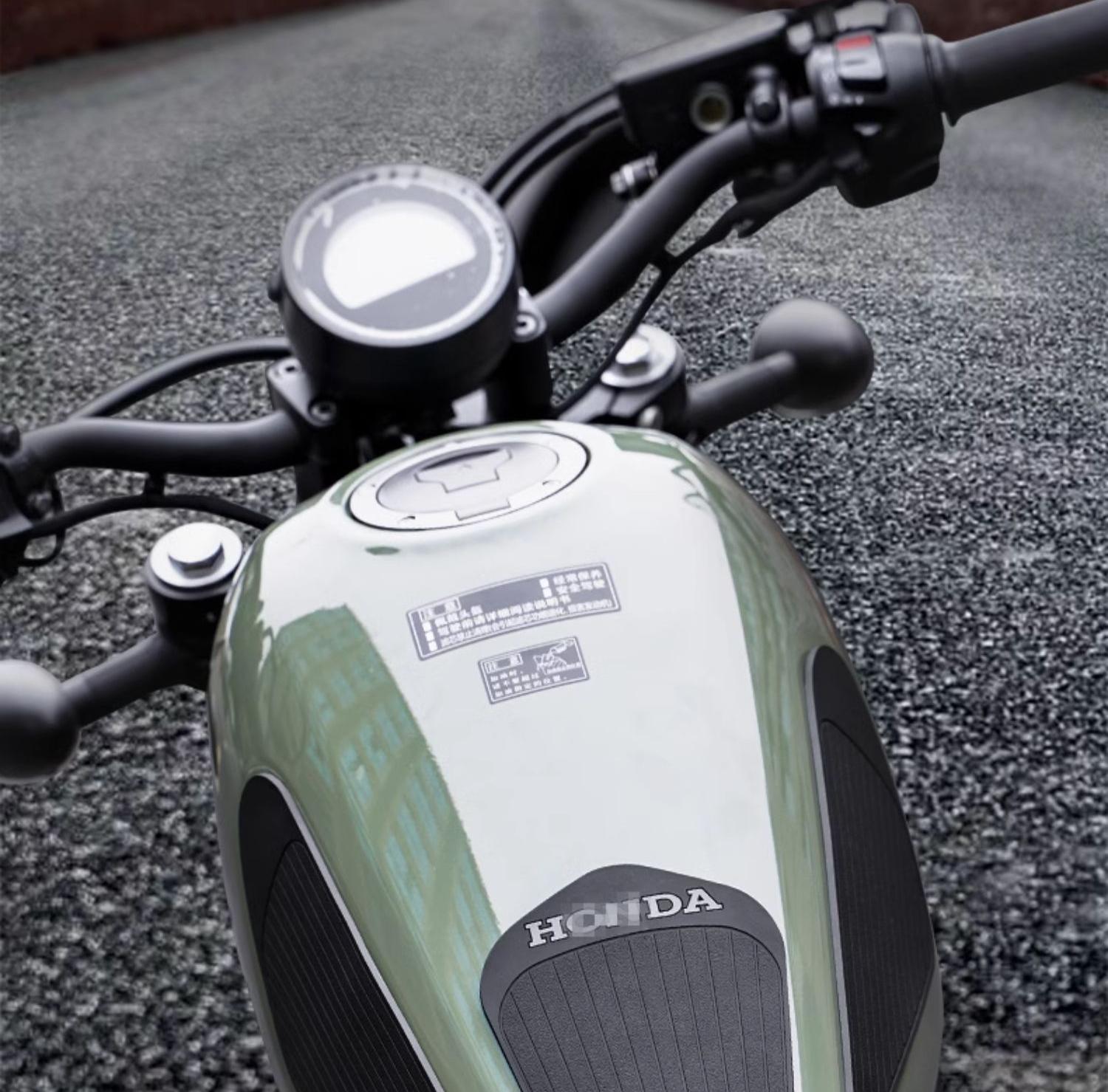 ホンダ レブル 250 500 タンクパッド 滑り止めステッカー ゴム タンク パッド サイド センター サイドタンクパッド パーツ カスタム アクセサリー 取寄せ