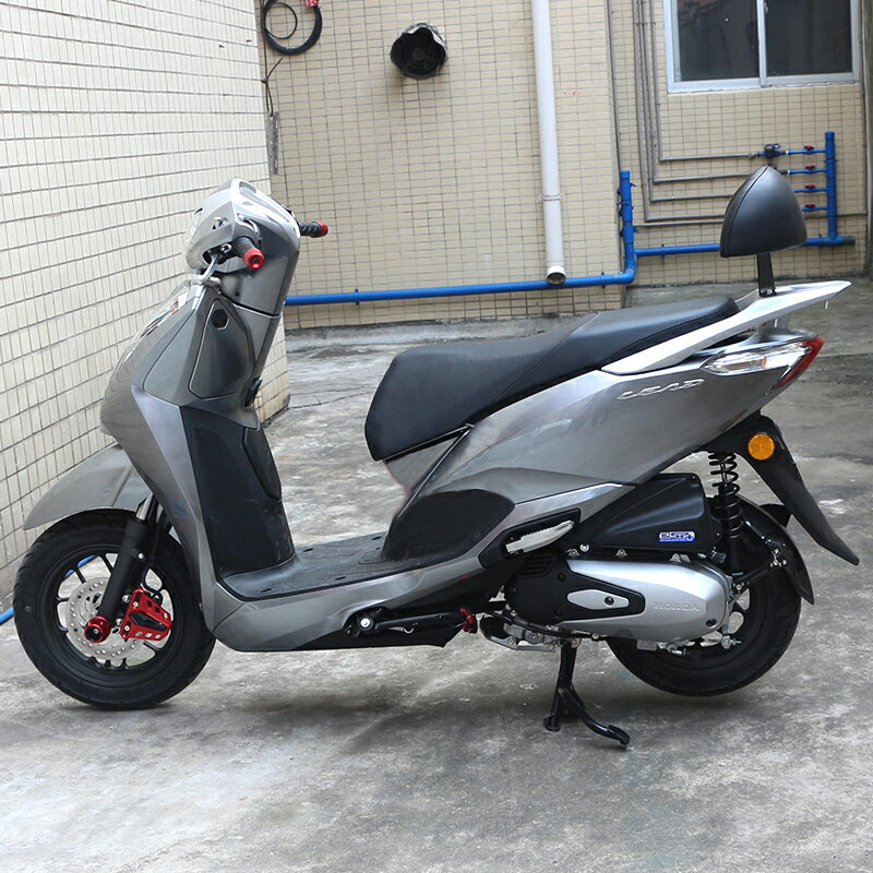 ホンダ リード 125 リア用 フェンダー バイク リア フェンダー ショート JK12 カーボン調 各色選択 増設 マッドガード 外装 バイクパーツ カーボン調 泥除け 違和感なし 純正感 おしゃれ ドレスアップ 取寄せ
