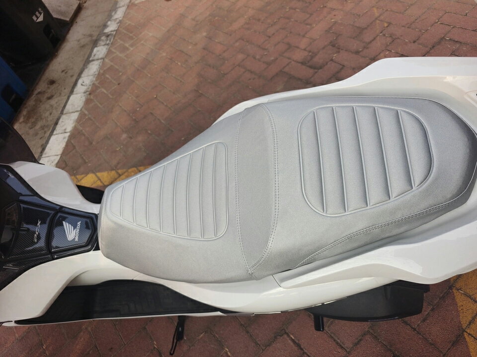 ホンダ PCX160 150 125 シートカバー メッシュ シート スクーター 保護 カバー ドレスアップ 純正シート対応 各色選択 増設カバー 増設シートカバー 取寄せ