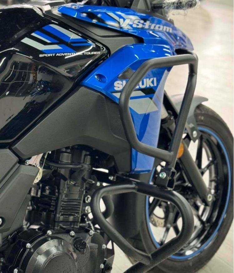 楽天市場】ストローム250 サイドカウルガードの通販