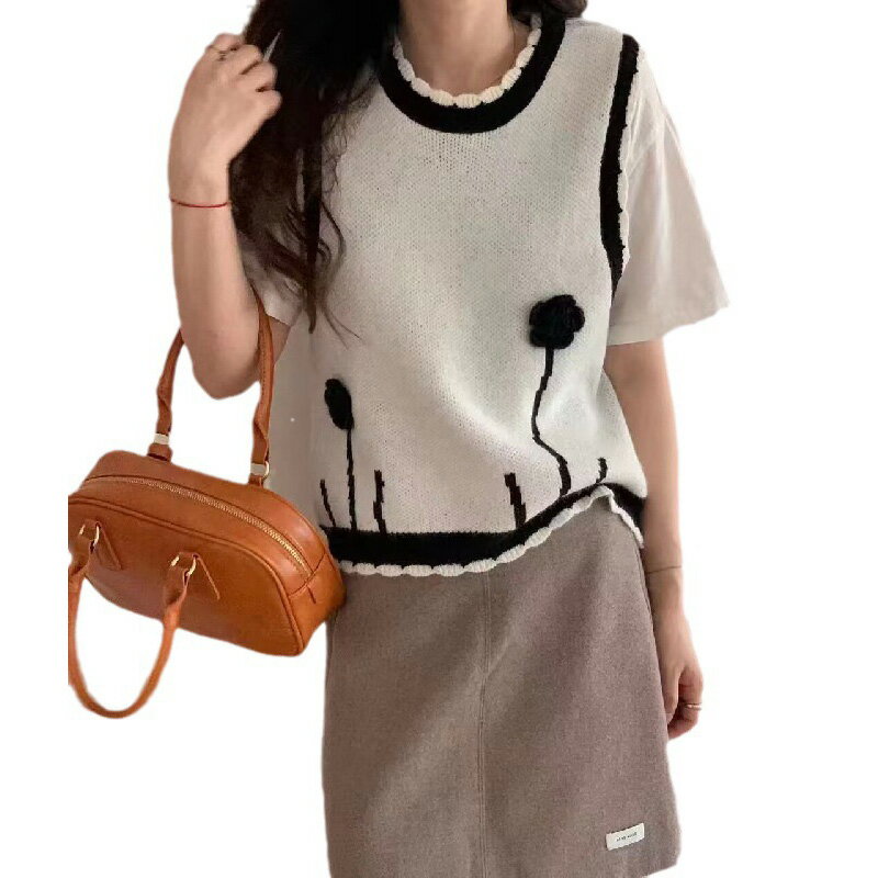 Rakuten - ニットベスト トップス レディース 春 秋 薄手 セーターベスト 秋服 袖なし ニットセーター 女の子 ノースリーブ カジュアル ゆったり おしゃれ ベスト セーター 通勤 ゆる チョッキ 可愛い 韓国風 ファッション
