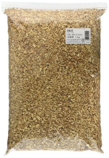個性的は強い香りでどんな食材にもマッチします 容量:1.5kg 主成分:サクラ 原産国:日本 ブランド:尾上製作所(ONOE)