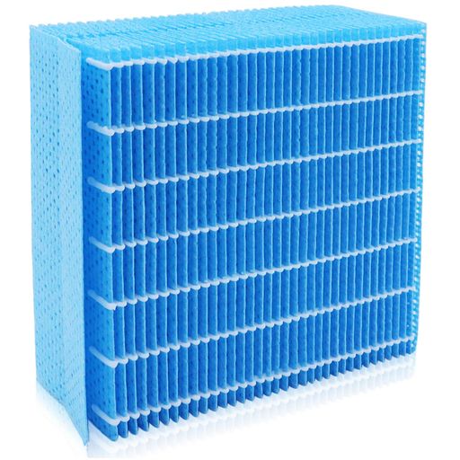 【交換品】加熱気化式加湿機 交換用加湿フィルター 対応品番:HV-FH7 互換品(非純正) 1枚入 or 2枚入。 材質:レーヨン·プラスチック(ポリエステル)。サイズ:170*170*70mm(数ミリの誤差がある場合があります。) 【加湿性能に優れている】自主開発の繊維材料て構成之れ、峰谷折りたたみ技術を採用し、吸水量を増やしながら空気との接触面を増やすことで、空気中に水を広げることができる。加湿機用フィルターを取り替えました後、加湿器の動きが断然アップします。フィルターが順調に加湿してくれて、部屋に潤いが戻ります。 【防菌 防カビ機能】材質:レーヨン·プラスチック(ポリエステル),Ag+抗菌剤添加,細菌の成長と繁殖を効果的に抑制することができます,水中のウイルスや様々な微生物を抑制し殺しています,空気にもっと純粋な加湿水分を提供する。 【交換の目安】約8 シーズン。水質により、加湿フィルターの寿命は異なる。洗浄できる,約2週間に1~2回程度、月に1回クエン酸で洗浄します。加湿フィルターが手軽に洗えるので、定期的に洗浄することでより寿命が長くなる。