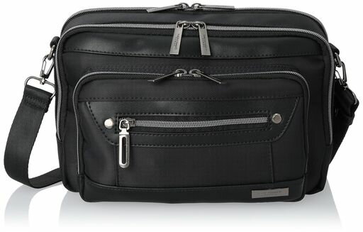 全長 タテ17cmxヨコ26cmxマチ6cm ポケットの数:7(外側3/内側5) 重量:470g ショルダーストラップ付き(全長141cm) フック付き