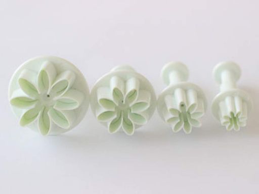 cotta 抜き型(マーガレット 4個セット) 白 最大:径45xH15mm、最小:径23xH15mm 86774