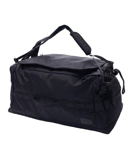 ■容量52L/耐荷重20kg ■軽量素材使用/サイドポケットにパッカブル可能 ■手持ち/ショルダー/バックパックの3WAY仕様 ■1気室構造 ■ボトム部分は高強度の600D素材を使用