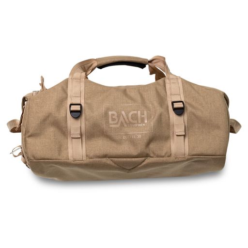 【Dr.Duffel】お医者様のかばんのように口が大きく開くDr.シリーズ。がま口タイプのエントランスを持ち、中身全体を一目で見渡せる。旅行、出張、キャンプ、トランク使用、みせる収納など使い道は無限大。担ぎと手持ちの2wayで、バッグパックタイプ時に使用するショルダーハーネスは収納式。内側には4つのメッシュポケット。ちょっとした物を取りだす時はアッパーのサイド部にクイックアクセス可能なジッパーがついています。 【BACH/バッハ】1979年アイルランドにてBACHの原型となる会社を設立。2000年、ヨーロッパにて唯一の生産拠点を持つアウトドアメーカーとなるがアイルランドの物価等の上昇に伴いアジアに生産拠点を移行。世界に販売路線を拡大させ認知度を高めていった。現在もクラフトマンシップを忘れずBACHの全てのトライアルサンプルはアイルランドのキルケニーにて製作。彼らの様々なアウトドアフィールドで得た経験を個性的で使い勝手の良いデザインに注ぎ込んでいる。
