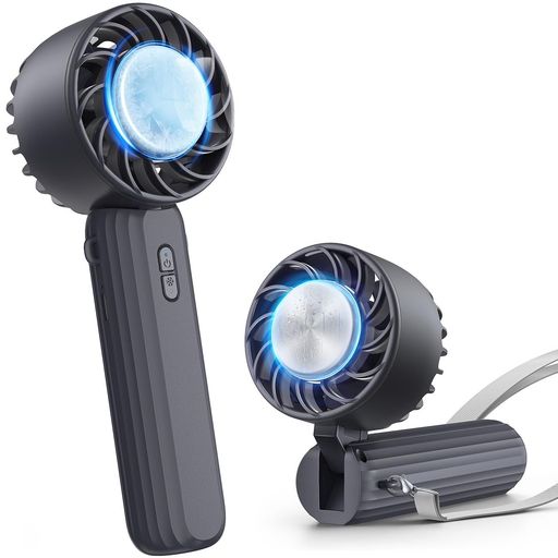 【ベルチェ半導冷却プレート・-20°C瞬間冷却】ハンディファンはベルチェ半導冷却プレートを搭載、暑い夏には冷却機能をオンにして、冷却プレートを首、額、手首などに貼り付けるだけで、心地よく氷のような冷たさが感じられます。夏には欠かせない便利なアイテム 【3段階風量調節・強力送風】ハンディ扇風機は空気力学に基づいたデザインにより、小型なのに送風は強い。5枚の羽根が搭載されて効率的に送風することができます。3段階の風量が調節できますので、強風で暑い夏でも涼しくなります。電源ボタンを押すだけで風量を変えることができます。炎天下では強力な風と、シーンに合わせて自在に使い分け、暑い夏の強い味方となるでしょう 【手持ち/首掛け/卓上3in1ミニファン】携帯扇風機は手持ち扇風機・卓上扇風機・首掛け扇風機3つの機能を同時に兼ね備えています。ミニファン本体はストラップが付属しています。扇風機を使用しない時、首に掛けて両手を解放できます。また、扇風機のヘッド部は90°調整可能です。両手で持つことなく、首からぶら下げて顔に冷風を当てられる。