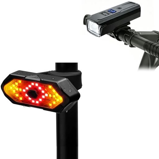 製品詳細:方向指示器付きスマートテールライトx1 + 自転車用誘導式スマートヘッドライトx1。 自転車用誘導式スマートヘッドライト:ボタンで点灯を除く、自動的に点灯・消灯でき、周囲の明るさに合わせ自動でライトの強さを調節する光センサーを搭載しました。夜間走行中に明るい光がくるくる回り、遠くからでも目立つので安全対策に。夕方から夜にかけてやトンネルなどの走行に便利です。 リモートコントロールと5つのモードオプション:このウインカー付きテールライトには5つのライトモードがあり、リモコンは左ウィンカーライト、右ウインカーライト、レッドライト、常時点灯、赤色のライトの点滅、すべて点滅に切り替えることができます。 ご要望やシーンに応じて異なるモードを変更できます (自転車のテールライトは左右に曲がると120dBでビープ音が鳴ります)。これにより、他のサイクリストの注意を引き付け、相互のライディングの安全性を高めることができます。 自転車用テールライト充電式:この自転車用リアライトは、強力な耐久性を備えた900mAh充電式バッテリーを内蔵しています。