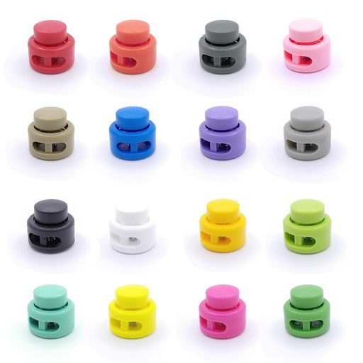 【適用】本製品は、直径5mm以下の紐に最適です。 【商品内容】本商品は、カラフルな約50個セットのコードストッパーで。手作業でのカウントのため、1〜2個の誤差が生じる場合がございます。ご了承ください。 【商品仕様】素材:プラスチック、サイズは直径17.5mm、高さ17mm、穴径約5mmです。 【多様な用途に対応】紐の止め具、ボトルカバーの口部分、ウエストゴムの紐止め、リュックのストッパー、帽子の紐留め具、巾着袋の開閉補助具など、さまざまな場面でご使用いただけます。縄文時代、バックラゲージ、バッグ、衣類、リュックサック、スポーツウェアなど、広範な用途に広く使用されています。 【便利で簡単】突起部分を押したり離したりするだけで、紐を緩めたり絞ったりすることが簡単にできます。開閉が非常に楽になります。紐を手で結ぶのが面倒な方に最適であり、蝶結びがうまくできない子供にもおすすめです。