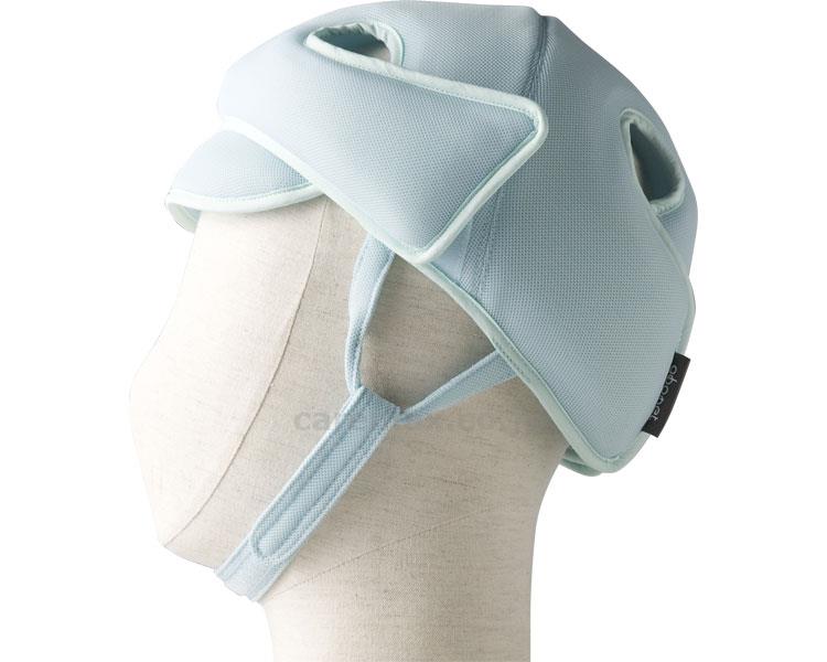 商品の仕様 ●サイズ（頭囲）／56～62cm ●重さ／約200g ●材質／表・裏地：ポリエステル100％（吸汗・速乾、抗菌・防臭）、緩衝材：メッシュ ●生産国／日本 ●手洗い可 商品の説明 ・軽くて通気性のよいメッシュタイプと、緩衝力の高いスタンダードタイプ。全体的に頭を守りつつも、重視する箇所により2種から選べます。