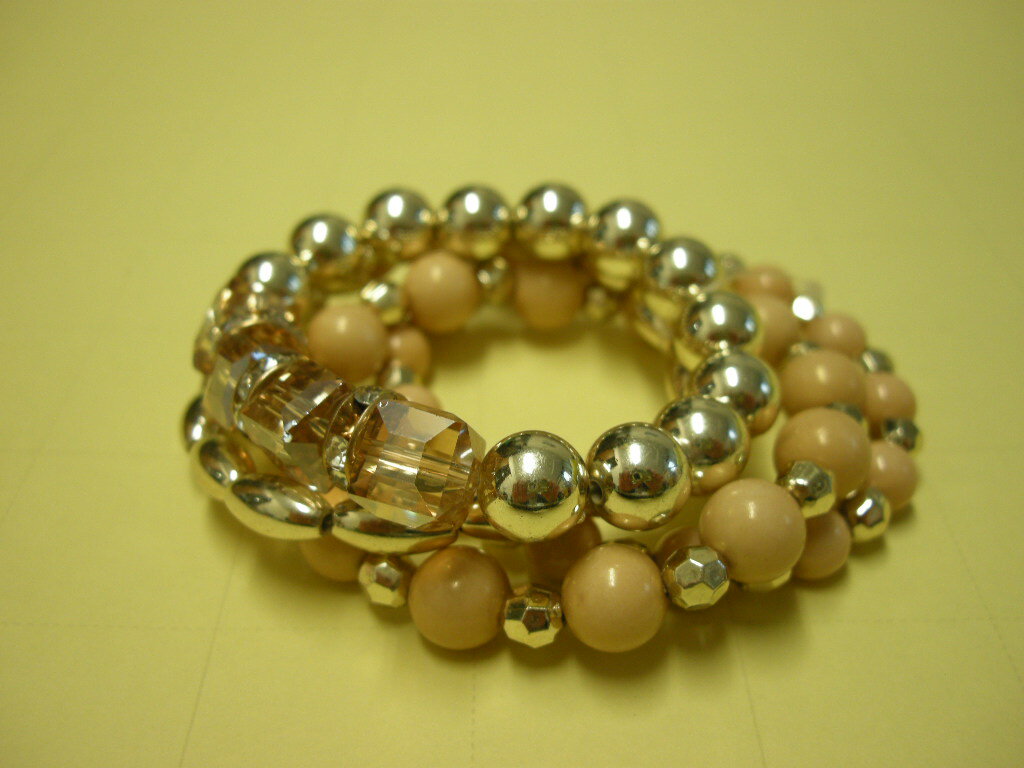 フィリピン直輸入　ハンドメイド　ブレスレット