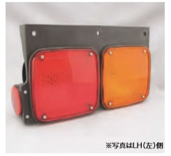 UDトラックス リヤコンビランプ24V（LH）純正品番：26135-Z5005 寸法：W350×H200×D135 アース：アースコード