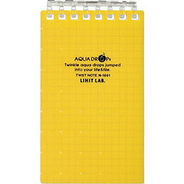 キラキラ光る水玉をイメージしたAQUA DROPsシリーズ。リーフをやぶることなく簡単に抜き差し・追加ができる!抜き差し可能なリーフなので、使い方がどんどん広がります。 例えば、順番を入れ替えられます。 例えば、並べてコピーがとれます。 綴じ具を、あけるときはノートの抜き差し交換したいページを開き、綴じ具を中心にリーフを左右斜めに軽く引くと、綴じ具が開きます。 とじるときはリングをつまむだけでとじられます。●表紙 : ポリプロピレン ●とじ具 : ポリカーボネート ●リーフ・扉 : 上質紙 ●生産 : ベトナム