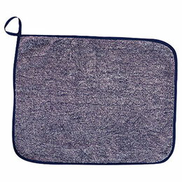 瞬間吸水サウナマット ネイビー特殊加工をした異型断面の糸を使用しているので吸水スピードが速く、乾きも早い!軽い生地で持ち運びにも便利です。メーカー型番 : SUNF-160 色柄 : ネイビー 内容 : 本体(約380×300×5mm)×1 材質 : 綿70%・ポリエステル30% 原産国 : 日本 箱の種類 : ビニール袋 箱サイズ : 約80×60×190mm(入) 箱入重量 : 約40g