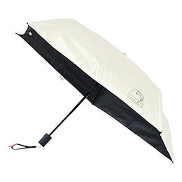 裏ブラックコーティングシリーズ/遮光&遮熱に優れた晴雨兼用折りたたみ傘/ALL Weather TINY AUTOMATIC MINIご主人様がおでかけの準備でキャリーバッグやリュックを出していると、いつの間にか猫たちが入っている・・・猫飼いさんのあるあるを傘のプリントにしてみました!! かわいい猫さん達がキャリーバッグの中に入っていたり、リュックから顔を出していたりとかわいいオリジナルプリントの、手元ハンドルのボタンひとつで開閉できる自動開閉折りたたみ傘です。 共袋のネームバンドには太幅のギンガムチェック生地に金糸で猫刺繍入り&猫のあしあとホックボタン付きと色々なところが猫仕様になってます。 手元ハンドルは手触りの良いつや消し加工の黒いプラスチック樹脂製で、手元のボタンで開閉します。 50cm×5本骨のワンタッチ開閉の自動開閉折りたたみ傘(TINY AUTOMATIC MINI)は、コンパクトかつ約210gと軽いので、いつでもバッグに入れておけます。 また、少しずつ段階的に縮められて跳ね返ることのない安全設計のシャフトを採用。使いやすく進化した自動開閉折りたたみ傘となっています。 生地裏面には黒のポリウレタンコーティング加工を施しており、遮光&紫外線遮蔽率&遮熱効果に優れています。 遮光率&紫外線遮蔽率は99.99%以上! はっ水・防水加工も施されているので、とっさの雨でもお使いいただける、ALL Weather対応折りたたみ傘。 晴れの日も雨の日も【365日】大活躍です!! ※A5横サイズの店頭用POPもご用意しております(画像15枚目)。ご入用の方はメッセージにてご連絡下さい。・生地 : ポリエステル100%/裏面黒PUコーティング加工 ・遮光率99.99%以上/UVカット率99.99%以上/UPF50+ ・手元 : プラスチック ・親骨&受骨 : アルミ&グラスファイバー ・中棒 : スチール&アルミ ・親骨の長さ : 50cm ・骨の本数 : 5本 ・全長 : 約47cm ・直径 : 約80cm ・重量 : 約210g ・収納時長さ : 23.5cm ・保証期間 : 初期不良対応 ・生産国 : 中国 【使用時のご注意】 ※ご使用の際は、生地をほぐしてからゆっくりと開閉してください。無理に開くと骨が折れたり傘全体に負担がかかり故障の原因になります。 ※製品には尖った部分があります。常に周囲の安全を確認してご使用ください。 ※ステッキがわりに使用しないでください。 ※手元、または骨の先端がこわれたまま使用しないでください。 ※振り回したり投げたりしないでください。強風時は破損する恐れがありますので使用しないでください。 ※傘は必ず手に持ってご使用ください。 ※生地には防水加工を施していますが刺繍部分やその他特殊加工の部分から雨が漏れる可能性があります。 ※天然素材や濃い色の生地を使用している場合色落ちや色移りすることがありますのでご注意ください。 ※使用時は水分をよく切って陰干しをしてから保管してください。 ※お子様には保護者の方からご注意ください。 ※画面上と実物では、多少色味が異なって見える場合もございます。ご了承下さい。