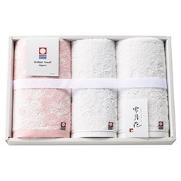 雪月花II フェイス2P・ウォッシュタオル1Pフェイスタオル(約340×750mm)×2、ウォッシュタオル(約340×350mm)×1メーカー品番 : SG99250 内容物 : フェイスタオル(約340×750mm)×2、ウォッシュタオル(約340×350mm)×1 素材 : 綿100% 生産国 : 日本 パッケージ形態 : 化粧箱 箱サイズ : 約240×360×50mm 箱入重量 : 約435g