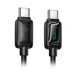 LED内蔵で通電が見える/最大60W高速充電対応 高耐久USB-Cケーブル通電状態を知らせるLEDをコネクタに内蔵し、通電状態を一目で確認できるため、USB電源への接続状況を視覚的に把握できます。 PD充電が開始されるとLEDが点灯し、差し込み不足や給電ミスを未然に防ぐことができます。 USB Power Delivery(USB PD)に対応し、最大60W(20V/3A)の充電に利用でき、スマートフォンやタブレットはもちろん、USB-C給電に対応したノートパソコンの充電もこれ1本で対応可能です。 さらに、充電機能に加えてUSB2.0規格に準拠した最大480Mbpsの高速データ転送にも対応しており、パソコンとスマートフォン間で写真・動画・音楽データなどのバックアップや同期作業をスムーズに行えます。 ケーブル外装には摩擦や折り曲げに耐久性のあるナイロンメッシュを採用し、日常的な抜き差しや屈曲による断線リスクを軽減します。 ケーブル長は約1.2mで、デスク上のPC接続やUSB電源から手元への充電にちょうど良い長さとなっており、短すぎて突っ張ることも長すぎて邪魔になることもなく、スマートな取り回しが可能です。 さらに、持ち運びの際にケーブルを束ねられる幅広バンドを装備し、カバンの中で絡まりにくく、サッと巻き付けてスマートにケーブルの出し入れができます。 スマートフォン、タブレット、ノートPC、ワイヤレスイヤホンなど、USB-C端子を搭載した幅広いデバイスで使用でき、表裏を気にせず挿し込めるUSB-Cコネクタにより、毎日の接続作業もスムーズです。入力端子 : USB-C 出力端子 : USB-C 充電対応 : PD60W データ転送 : 最大480Mbps ケーブル長 : 約1.2m 重量 : 約30g 生産国 : 中国 保証期間 : 初期不良対応