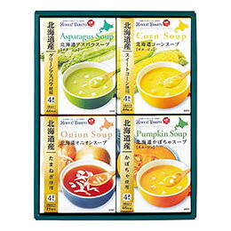 北海道スープギフトセット北海道の美味しさをギュッと詰め込んだスープのコレクションです。 4種類のスープが楽しめます。メーカー品番 : HS-15A 内容物 : コーンスープ・アスパラスープ・かぼちゃスープ各(16.5g×4袋)・オニオンスープ(7g×4袋)各1箱 賞味期限 : 製造日より常温約360日 アレルゲン : 乳成分・小麦・大豆 生産国 : 日本 箱サイズ : 22×5.7×28.7cm 重量 : 535g