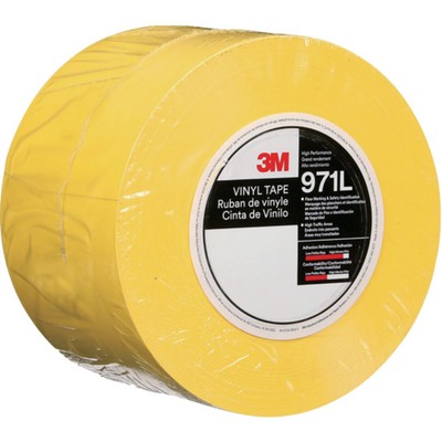 3M 超高耐久ラインテープ 971L 黄 101.6mm×32.9m 971L YL 101X32メーカー：スリーエム ジャパン(株)テープ・接着剤製品事業部【特長】●強靭な基材で耐久性に優れたラインテープです。●フォークリフトが頻繁に走行する現場でも切れにくく、めくれに強いです。●切れずにはがせます。●伸びにくい基材なので直線性に優れています。●糊残りが少ないです。【用途】●屋内用。●フォークリフトが頻繁に走行するエリアに。●重いパレットが多く通常のラインテープではすぐに切れたり、めくれたりする現場・倉庫用。【仕様】●色:黄●幅(mm):101.6●長さ(m):32.9●厚さ(mm):0.432●テープカット条件:ハサミ、カッターが必要●粘着力(N/10mm):4.1●引張強度(N/10mm):120【仕様2】●超高耐久ラインテープ、はく離紙付き●引張強度:120N/10mm●はく離紙なし【材質／仕上】●基材:ポリ塩化ビニル●粘着剤:ゴム系【注意】●この商品は、一般消費者様向けの製品ではないため、表示や取扱説明書などが一般消費者様向けに表記・同梱されておりません。【商品情報】品番：971L YL 101X32発注コード：7078033JANコード：0068060766564原産国：アメリカ質量：2.3KG※画像はイメージです。