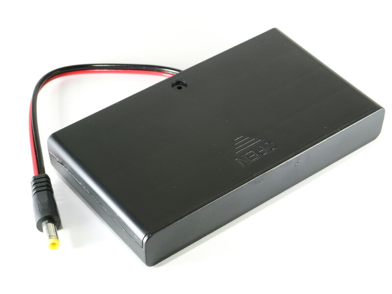 ñ������ to DC�ץ饰12V���� �����å��դ����ӥܥå���(�ץ饰5.5/2.1mm)