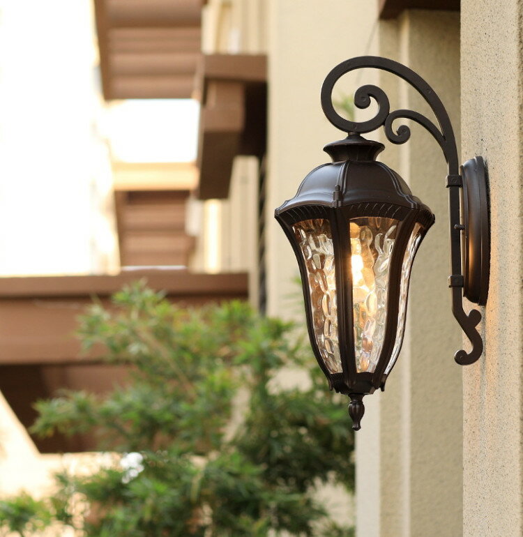 乐天商城 - ブラケットライト 壁掛け照明 ブラケット ポーチライト 壁掛けライト 屋外照明 防雨 アンティーク レトロ 玄関照明 照明器具 エクステリア ウォールライト 門灯 廊下 階段 戸外照明