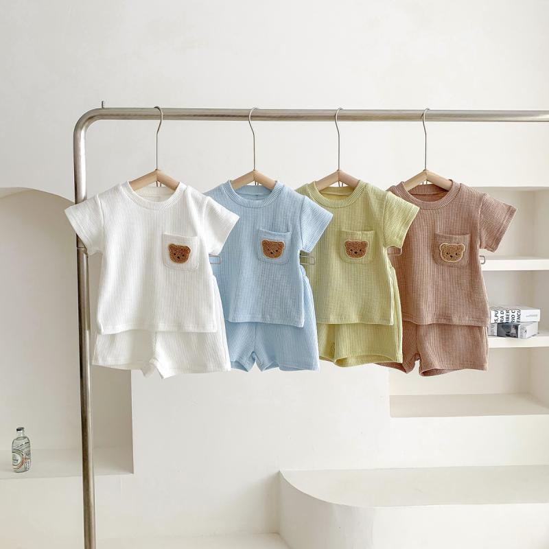 セットアップ ベビー キッズ 男女兼用 半袖 Tシャツ ショートパンツ クマ柄 コットン混 防紫外線 涼しい 通園 カジュアル