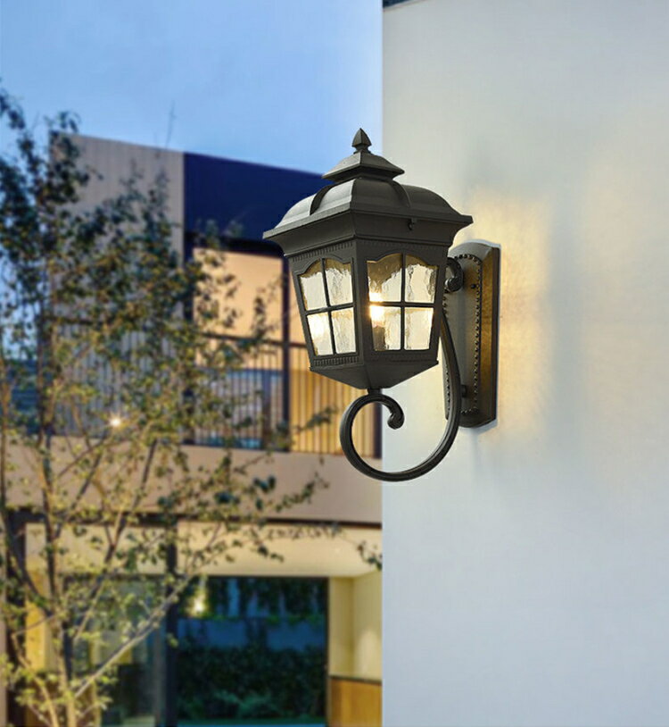 乐天商城 - ブラケットライト 戸外 壁掛け照明 ブラケット 屋外照明 防雨 ポーチライト 壁掛けライト アンティーク レトロ 玄関照明 照明器具 エクステリア ウォールライト 門灯 廊下 階段 照明