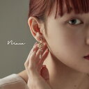 フラワーモチーフパールイヤリング 両耳 アクセサリー ビジュー 花 ゴールド ホワイト レディース フォーマル 上品 可愛い 大人 華やか 普段使い パーティー 結婚式 セレモニー 入学式 卒業式 成人式 謝恩会 食事会 二次会 お呼ばれ 披露宴 オケージョン プレゼント ギフト