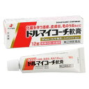 ※大変申し訳ございませんが、沖縄県へのお届けにつきましては、 　ご注文金額に関わらず、全商品、送料無料の対象外とさせて頂きます。 ※北海道へのお届けは、梱包箱100サイズまでであれば、6,500円（税別）以上のご注文で、佐川急便の陸送にて送料無料でお届けいたします。 　100サイズを超える商品や、空輸でのお届けをご希望の場合は、ご注文金額にかかわらず送料を頂戴いたします。 ※お取り寄せとなる場合もあり、 　発送までに3〜10日程お日にちを頂戴することがございます。 ●使用期限：使用期限まで180日以上あるものをお送りします。 　お薬によっては期限が短いものもございます。 　180日未満の期限の医薬品に関しましては、別途ご連絡の上ご送付いたします。 商品説明 ◇ドルマイコーチ軟膏は、抗菌作用を有する2種類の抗生物質のバシトラシンとフラジオマイシンを配合、さらに痒みと炎症を抑える副腎皮質ホルモンのヒドロコルチゾンを配合しており、細菌感染症、炎症性の両方に効果を発揮します。 ◇かきくずし、化膿しそうな湿疹に適しています。効能が広いので、ご家庭に一つおいておくととても便利な軟膏剤です。 ◇12g。 ◇医薬品。 効能・効果 化膿性皮膚疾患（とびひ、めんちょう、毛のう炎） 化膿を伴う次の諸症:湿疹、皮膚炎、あせも、かぶれ、しもやけ、虫さされ、 じんましん 用法・用量 〇1日1〜数回、適量を患部に塗布する。 【用法・用量に関する注意】 (1)小児に使用させる場合には、保護者の指導監督のもとに使用させてください。 (2)目に入らないように注意してください。万一、目に入った場合には、すぐに水又はぬるま湯で洗ってください。なお、症状が重い場合には、眼科医の診療を受けてください。 (3)外用にのみ使用してください。 (4)定められた用法・用量を守ってください。 (5)本剤の基剤として使用されている油脂性成分は、コンドーム等の避妊用ラテッ クスゴム製品の品質を劣化、破損する可能性があるため、これらとの接触をさ けてください。 使用上の注意 【してはいけないこと】 (守らないと現在の症状が悪化したり、副作用が起こりやすくなります) 1.次の人は使用しないでください 本剤又は本剤の成分によりアレルギー症状を起こしたことがある人。 2.次の部位には使用しないでください (1)水痘(水ぼうそう)、 みずむし・たむし等。 (2)湿潤、ただれのひどい患部。 (3)深い傷、ひどいやけどの患部。 3.顔面には、広範囲に使用しないでください 4.長期連用しないでください 【相談すること】 1.次の人は使用前に医師、薬剤師又は登録販売者に相談してください (1)医師の治療を受けている人。 (2)妊婦又は妊娠していると思われる人。 (3)薬などによりアレルギー症状を起こしたことがある人。 (4)患部が広範囲の人。 (5)鼻腔等の粘膜に病変のある人。 2.使用後、次の症状があらわれた場合は副作用の可能性があるので、直ちに使用を中止し、製品の文書を持って医師、薬剤師又は登録販売者に相談して ください ・皮膚：発疹・発赤、かゆみ、かぶれ ・皮膚(患部)：みずむし・たむし等の白癬、にきび、化膿症状、持続的な刺激感 まれに下記の重篤な症状が起こることがあります。その場合は直ちに医師の診療を受けてください。 ◆ショック(アナフィラキシー)：使用後すぐに、皮膚のかゆみ、じんましん、声のかすれ、くしゃみ、のどのかゆみ、息苦しさ、動悸、意識の混濁等があらわれる。 3.5〜6日間使用しても症状がよくならない場合は使用を中止し、製品の文書を 持って医師、薬剤師又は登録販売者に相談してください 成分・分量 ■1g中 ・バシトラシン 250単位 化膿の原因となる細菌（ブドウ球菌やレンサ球菌など）に対して抗菌作用を示し、患部の化膿をおさえます。 ・フラジオマイシン硫酸塩(力価) 3.5mg 化膿の原因となる細菌（ブドウ球菌やレンサ球菌など）に対して抗菌作用を示し、患部の化膿をおさえます。 ・ヒドロコルチゾン酢酸エステル 2.5mg 炎症を抑えて、かゆみや湿疹、かぶれなどをしずめます。 (添加物) 白色ワセリン、流動パラフィン、精製ラノリン 保管及び取扱い上の注意 (1)直射日光の当たらない涼しい所に密栓して保管してください。 (2)小児の手のとどかない所に保管してください。 (3)他の容器に入れかえないでください。 (誤用の原因になったり品質が変わることがあります。) (4)使用期限を過ぎた製品は使用しないでください。 お問い合わせ先 ゼリア新薬工業株式会社 〒103-8351 東京都中央区日本橋小舟町10-11 TEL：03-3661-2080 受付時間：9：00〜17：50(土、日、祝日を除く) 広告文責 ナイスドラッグ（06-4257-3385） ＜登録販売者＞　中島　一人 区分 第(2)類医薬品　