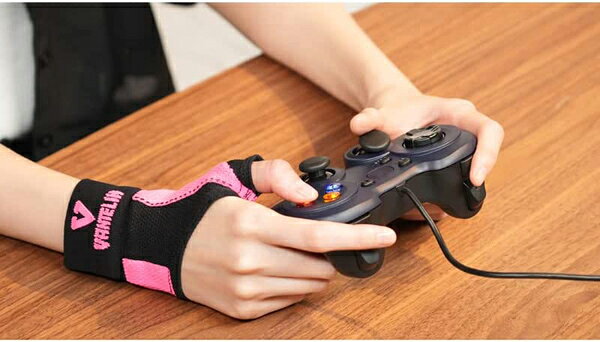 バンテリンコーワ サポーター サムアーマー 親指専用 ブラックネオンピンク 小さめ〜ふつうS〜Mサイズ：17〜19cm 左右共用1枚入 日本製 返品・交換不可 興和