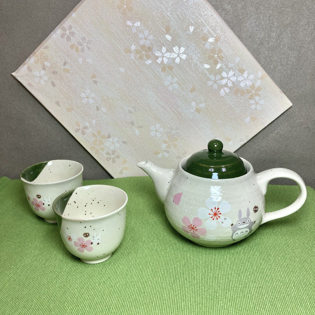 【新品/取寄品/代引不可】【特選商品5】亀甲岩牡丹 蓋付茶器揃（茶托付）　30394