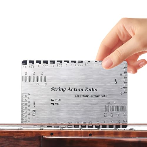-/-/340・パッケージ個数:1・製品サイズ:9x5cm、ステンレススチ一ル製の定規で、厚みがあり、バリのない滑らかで平らな定規です。・高精度目盛り付きで、ギターの弦高をミリ単位で正確に測定。最適なアクション調整をサポートします。・弦高測定だけでなく、指板の研削やメンテナンスにも活用可能。ギターの状態を総合的にチェックできます。・ステンレススチール製で、繰り返し使用にも耐える頑丈さ。長期間安定した性能を発揮します。・小型軽量設計で、ギターメンテナンスキットにすっきり収納。自宅やスタジオでの使用に最適です。小型軽量設計で、ギターメンテナンスキットにすっきり収納。