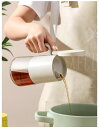 【送料無料 】手提げ型蓋付きガラス製オイルポット 家庭用 大容量 680ml シール漏れ防止タンク キッチン用品 防塵 漏れ防止 おしゃれ 油入れ オイル入れ ...
