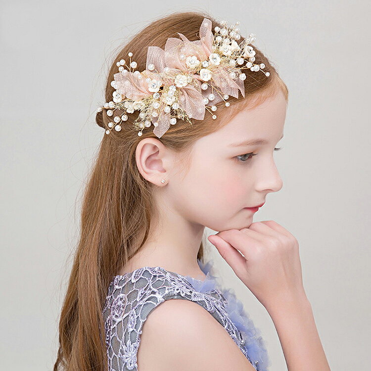 色：写真通り（写真をご参考ください） 子供髪飾り 花冠 かんざしヘアバンド ヘアピン カチューシャ ヘアアクセサリー ドレス髪飾り フラワーガール 結婚式 ピアノ発表会 二次会　花火大会　ドレスを合わせて 1、サイズ測定には多少の誤差がある場合もございますのでご了承ください。 2、在庫状況により、メーカー欠品により商品をご用意できない場合は、その旨ご連絡をいたします。 3、ご使用のパソコンのモニター設定などで、実際の商品と色味が異なる場合がございます。ご了承ください。輸入商品につき汚れがあったり、細かい仕様が甘い場合もありますが、ご理解頂いた上でご注文ください。 4、モデル着用の商品は、サンプル品の為、実際の商品と仕様が異なる場合がございます。色：写真通り（写真をご参考ください） 子供髪飾り 花冠 かんざしヘアバンド ヘアピン カチューシャ ヘアアクセサリー ドレス髪飾り フラワーガール 結婚式 ピアノ発表会 二次会　花火大会　ドレスを合わせて 1、サイズ測定には多少の誤差がある場合もございますのでご了承ください。 2、在庫状況により、メーカー欠品により商品をご用意できない場合は、その旨ご連絡をいたします。 3、ご使用のパソコンのモニター設定などで、実際の商品と色味が異なる場合がございます。ご了承ください。輸入商品につき汚れがあったり、細かい仕様が甘い場合もありますが、ご理解頂いた上でご注文ください。 4、モデル着用の商品は、サンプル品の為、実際の商品と仕様が異なる場合がございます。