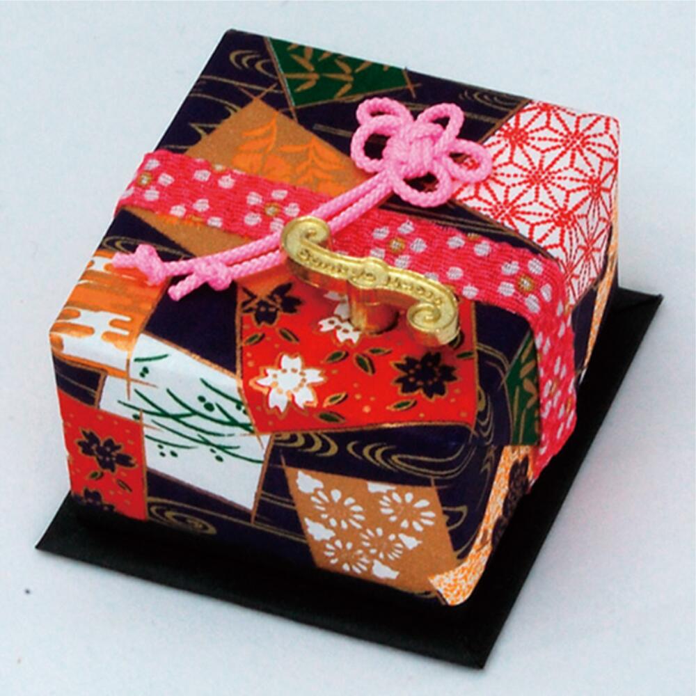 【和柄】花結び小箱オルゴール ＜色紙柄紺地＞18弁（ありがとう) いきものがかり 【YA572A】 オルゴー..