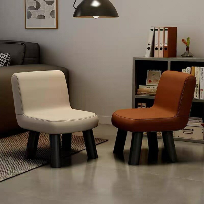 可愛い スツール 完成品 ロータイプ 木製 椅子 チェアー 腰掛け スリム コンパクト モダン おしゃれ かわいい シンプル 靴ベンチ 小さな子供用チェア 玄関 廊下 寝室用 送料無料