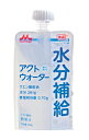 製品仕様名称 アクトウォーター　1ケース（24袋） メーカー クリニコ 内容量 300g（1袋）原材料名 果糖ぶどう糖液糖、食塩、ゲル化剤（増粘多糖類）、クエン酸、塩化K、クエン酸Na、乳酸Ca、香料、甘味料（アセスルファムK、スクラロース） 栄養成分 エネルギー（kcal）30、たんぱく質（g）0、脂質（g）0、炭水化物（g）8.4、ナトリウム（mg）276、食塩相当量（g）0.70、カリウム（mg）234、カルシウム（mg）39、塩素（mg）468、水分（g）291 商品説明 様々なシーンで水分補給ができる、クラッシュタイプのゼリー飲料です。 1袋当たり水分量291g、ナトリウム276mg(食塩相当量0.70g)、カリウム234mg、カルシウム39mg。 体調不良時や入浴後に水分と一緒に失われやすいナトリウムや、水分吸収を促進するとされる糖質をバランスよく配合しております。 ≪こんな方におすすめ≫ ●日常的な水分補給に ●汗をかいた時や水分補給が必要な時に クエン酸入りのほどよい塩味とさわやかなライチ風味のゼリー飲料です。 いつでもどこでも、さっぱりおいしく水分補給ができます。 やわらかくしぼり出しやすく、手をいためにくい容器です。