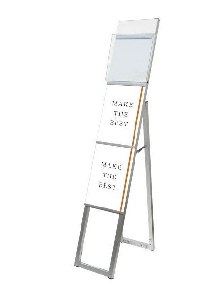 ※返品について■メーカー常磐精工■特徴【製造過程で出てしまう”端材”を活用して、お手頃価格を実現】年間数万台のスタンド看板を生産する中で、どう知っても出てきてしまうアルミフレームの切れ端。 この端材を活用することで、原材料コストを削減、廃棄ロスも減らして、SDGsにも貢献している製品です。【製品の品質に自信があるからできる連結・拡張構造】イージーリンクスタンド看板は専用ボルトで複数台を連結、拡張させることができます。 アルミフレームの切断、加工、組み立て等、全工程を国内メーカー工場で行っている為、品質のブレ無く生産が可能。 品質が安定しているからこそ、複数台数を連結してもガタつくことはありません。【A4、A3サイズのチラシを掲示・配布できるのでランニングコストを削減】イージーリンクスタンド看板は家庭用プリンターでも出力できるA4、A3サイズのコピー用紙を掲示したり、ラックに入れて配布することができます。 自社でポスターやチラシを用意できるので、掲示内用が変わる度に印刷会社に依頼する必要はありません。 更に複数台連結することで、大型ポスターを掲示することも可能。TPOに応じて使い分けることができます。■仕様●フレーム＝アルミ押出し材／アルマイト仕上（シルバー）●面板＝アルミ複合板(白)3mm厚＋アクリル板透明1.5mm or 2mm厚●ポスターサイズ＝A4(W210mm×H297mm)×2枚●カタログケース1個付(フタ無し)●重量＝2.7kg※屋内専用※ウエイトアーム使用不可※本製品はカードケースではなくアクリル表面カバーを使用しています■常磐精工専用オプション商品一覧はこちら【検索用ワード】TOKIWA 常磐精工 常盤精工 日本製 ポスターパネル ポスターフレーム 広告ボード 店舗看板 案内掲示板 掲示