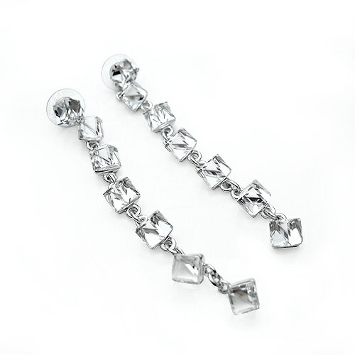 Rakuten - スワロフスキー (SWAROVSKI) ピアス キューブ 910849