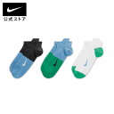 【30%OFF】ナイキ エブリデイ プラス ライトウェイト ウィメンズ トレーニング ノーショウ ソックス (3足)nike SP24 ジム 春物 フィットネス 黒 白 青 緑 15cpn mt30 1