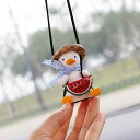 車 ルームミラー 飾り 車飾り 可愛い ダック アヒル ぶらんこ カバン 麦わら帽子 揺れる 車内 装飾 カーアクセサリー 車用デコレーション